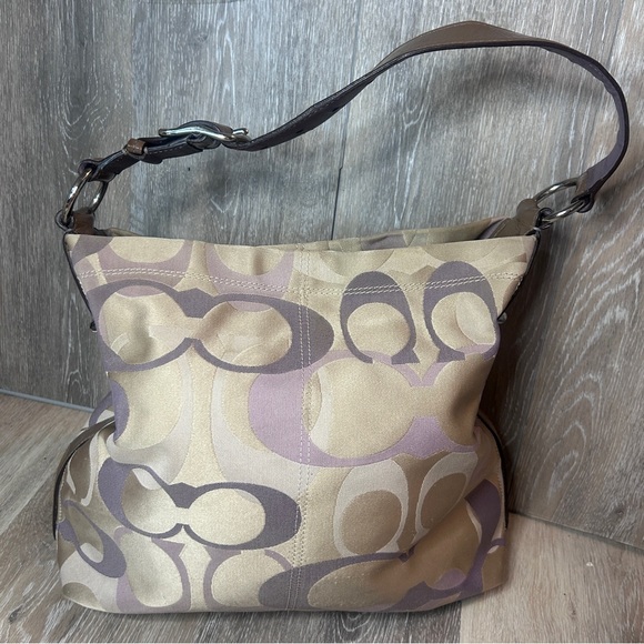 Vintage Coach Beige and Purple Shoulder Bag - Picture 1 of 13